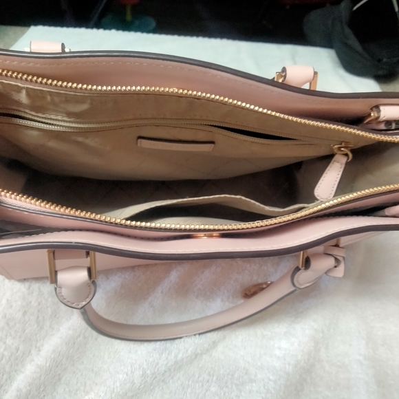 Michael Kors Edith Satchel Soft Pink - Picture 4 of 10